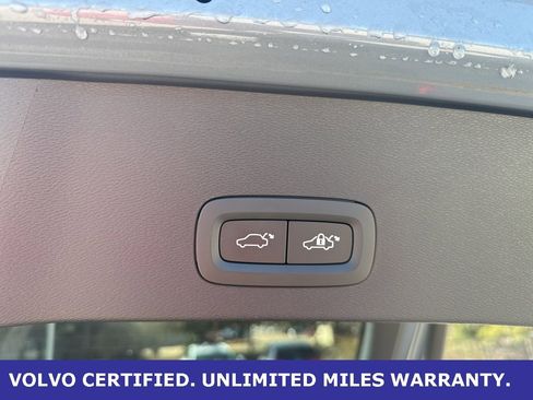 Certified 2023 Volvo C40 P8 Recharge Ultimate image 8