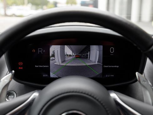 Used 2023 McLaren GT RWD image 36