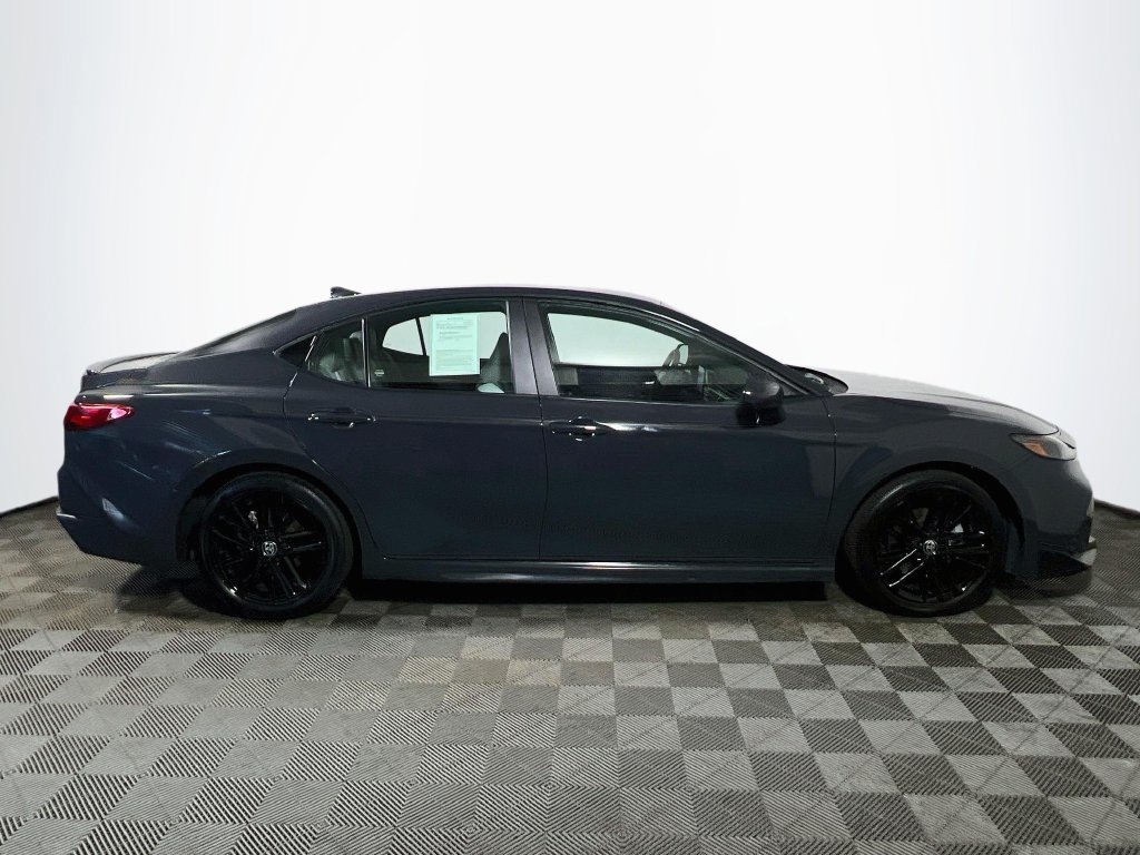 Certified 2025 Toyota Camry SE FWD image 8