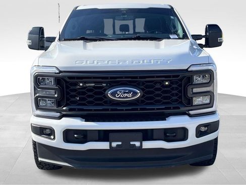 Used 2024 Ford F250 Lariat w/ Sport Appearance Package image 6