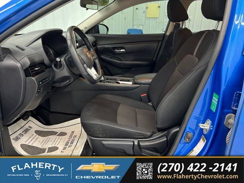 Used 2022 Nissan Sentra SV FWD image 9