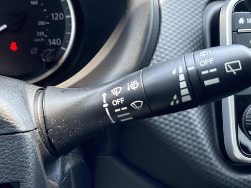 Used 2025 Nissan Kicks Play S FWD image 11
