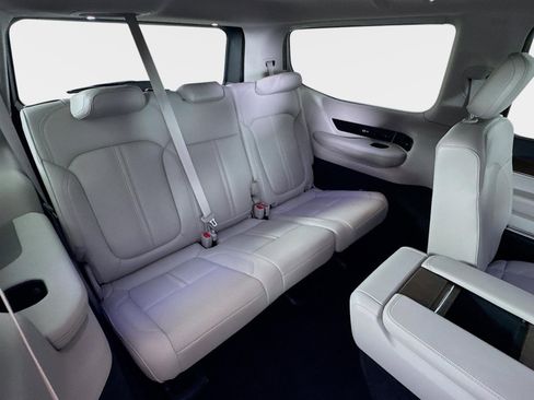 Used 2023 Jeep Grand Wagoneer 4WD image 30