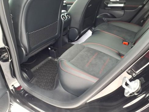 Used 2023 Mercedes-Benz GLA 250 4MATIC image 13
