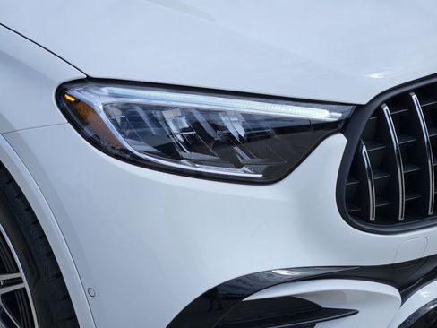 New 2026 Mercedes-Benz GLC 43 AMG 4MATIC image 6