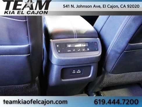 Used 2024 Nissan Pathfinder SL FWD image 21