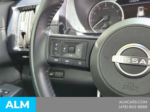 Used 2025 Nissan Pathfinder SV FWD image 19
