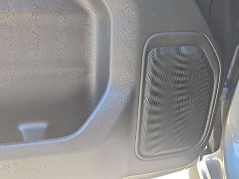 Used 2020 Chevrolet Silverado 1500 Custom w/ Custom Value Package RWD image 23