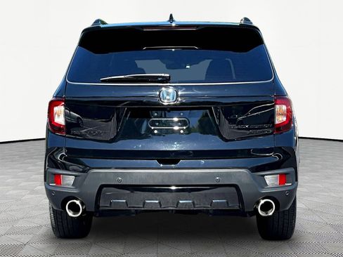 Used 2024 Honda Passport Black Edition image 5