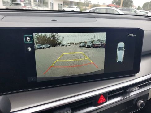 New 2025 Kia Sorento EX AWD/4WD image 17