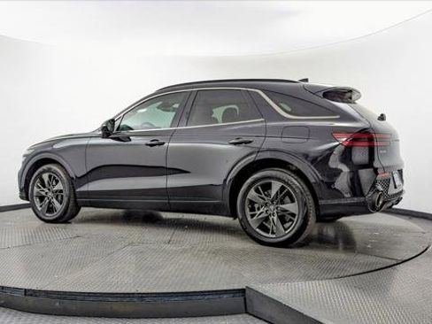 Used 2022 Genesis GV70 3.5T Sport w/ Sport Advanced Package image 6