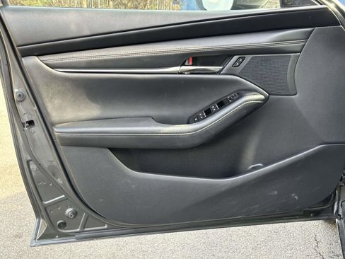 Used 2022 MAZDA MAZDA3 s image 20