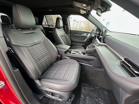New 2026 Ford Explorer ST-Line w/ ST-Line Street Pack AWD/4WD image 22