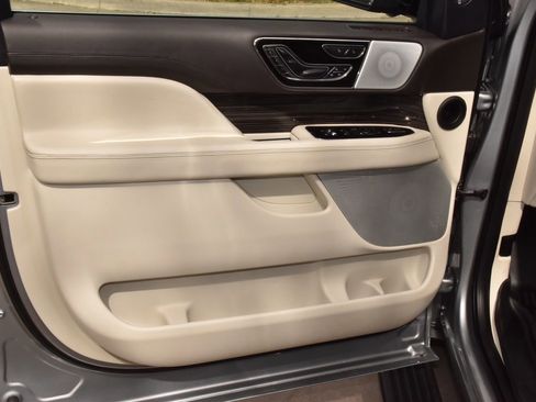 Certified 2023 Lincoln Navigator Black Label image 36