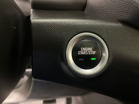 Used 2022 GMC Terrain SLT image 21