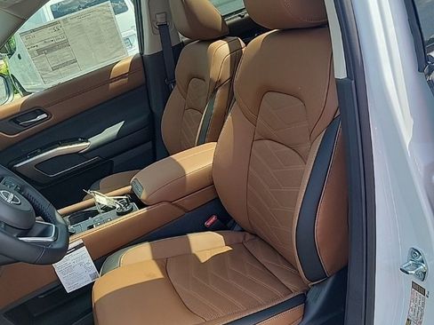 New 2025 Nissan Pathfinder Platinum w/ Cargo Package image 30