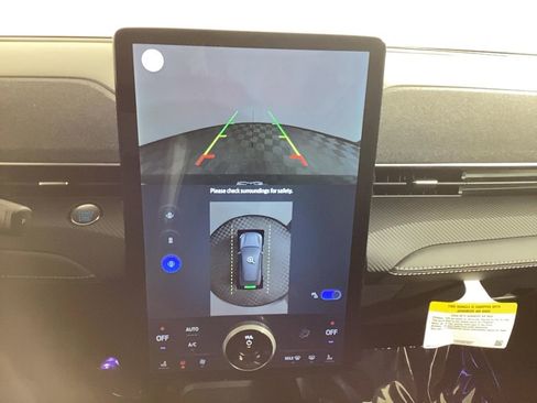 Used 2025 Ford Mustang Mach-E Premium image 30