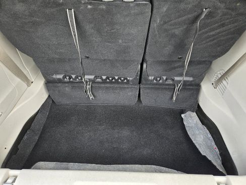 Used 2022 Chrysler Pacifica Touring-L w/ Uconnect Theater Family Group image 32