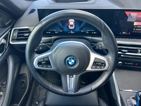 Used 2023 BMW i4 eDrive40 w/ M Sport Package image 14
