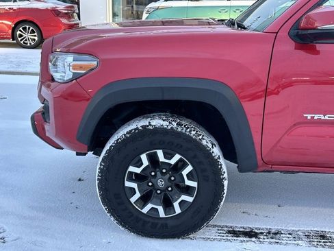 Used 2023 Toyota Tacoma 4x4 Double Cab image 7