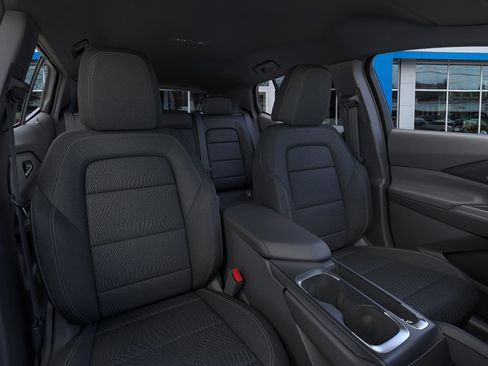 New 2026 Chevrolet Equinox EV LT image 16