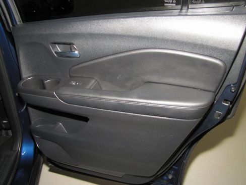 Used 2022 Honda Pilot Sport image 18