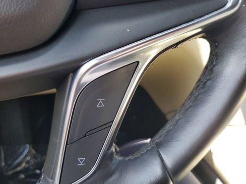 Used 2019 Cadillac XT5 Luxury image 29