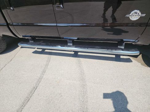 Used 2014 Ford F250 Lariat w/ Lariat Interior Package image 12