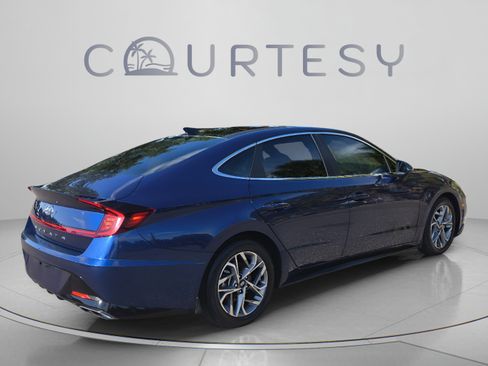 Used 2020 Hyundai Sonata SEL w/ Premium + Sunroof Package FWD image 5
