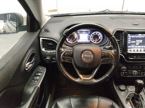 Used 2019 Jeep Cherokee Limited AWD/4WD image 22
