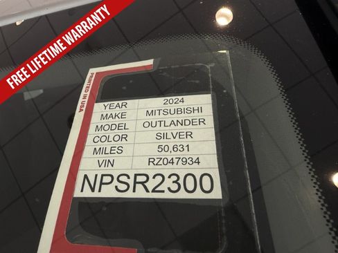 Used 2024 Mitsubishi Outlander FWD image 41