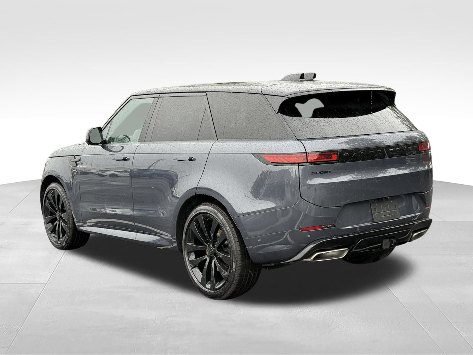 New 2027 Land Rover Range Rover Sport Dynamic SE AWD/4WD image 3