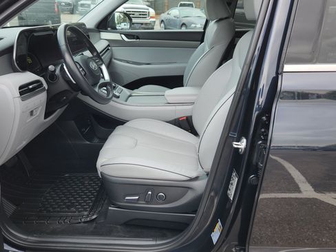 Used 2025 Hyundai Palisade SEL AWD/4WD image 24