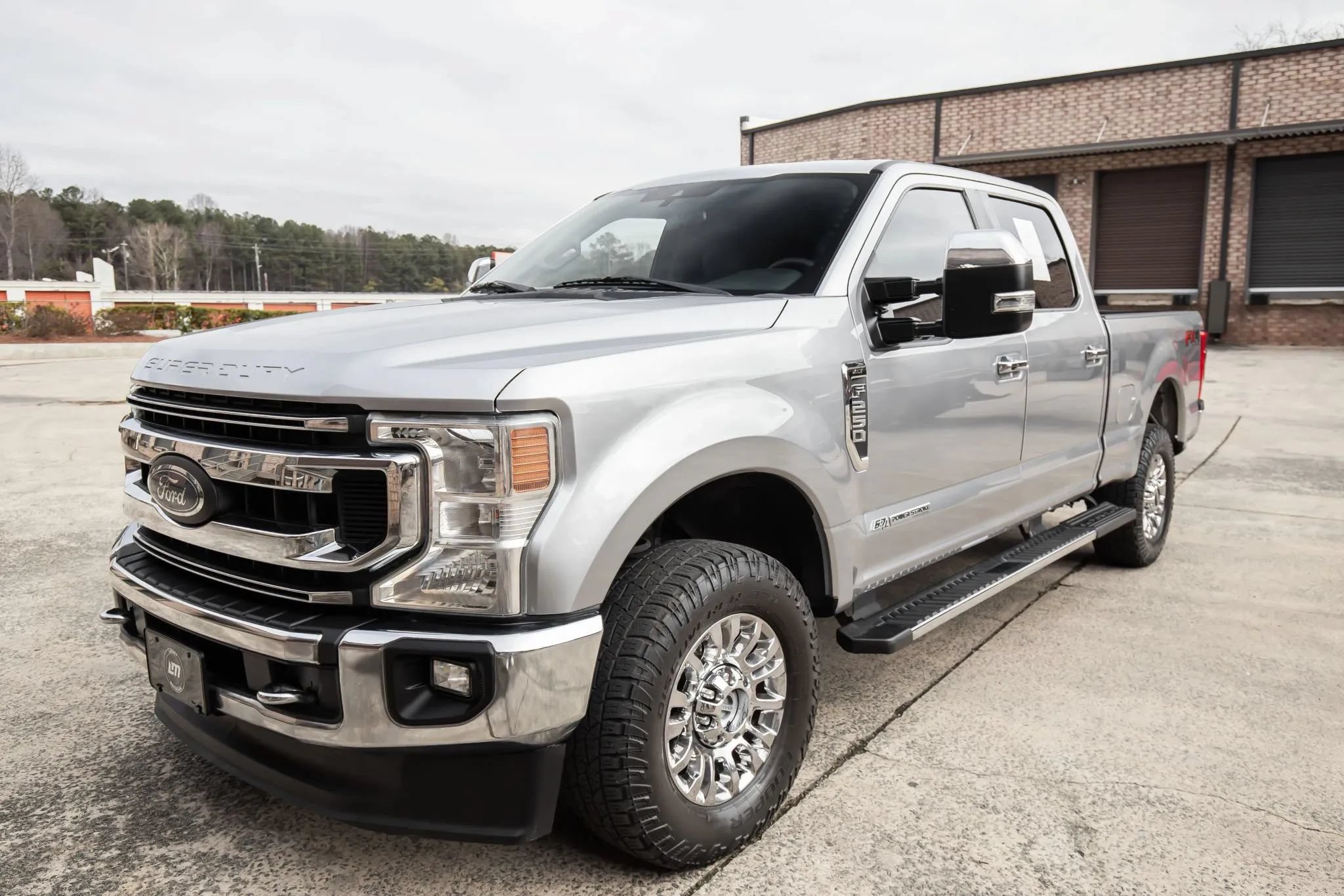 Used 2021 Ford F250 XLT w/ XLT Premium Package AWD/4WD image 16
