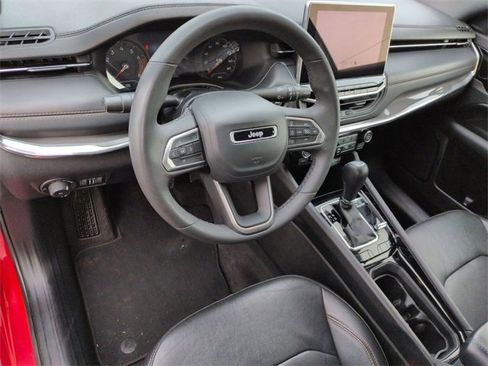 Certified 2023 Jeep Compass Limited image 11