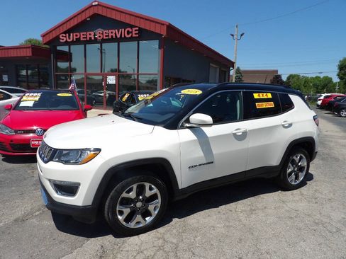 Used 2018 Jeep Compass Limited w/ Navigation Group AWD/4WD image 1