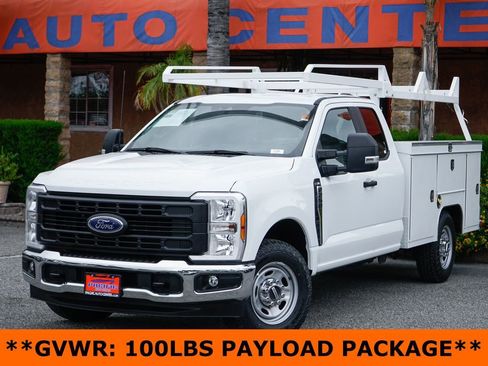 Used 2024 Ford F250 XL w/ XL Chrome Package RWD image 4