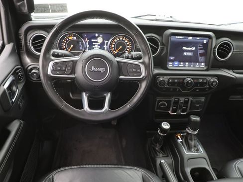 Used 2023 Jeep Wrangler Sahara w/ Cold Weather Group image 13