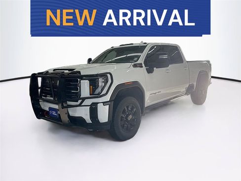 Used 2025 GMC Sierra 3500 AT4 w/ AT4 Premium Plus Package AWD/4WD image 1