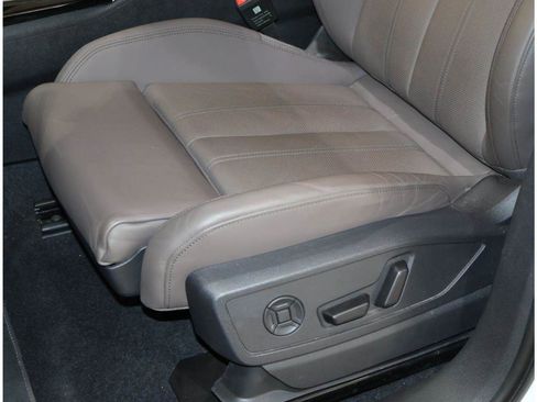 Used 2025 Audi Q5 Premium Plus AWD/4WD image 13