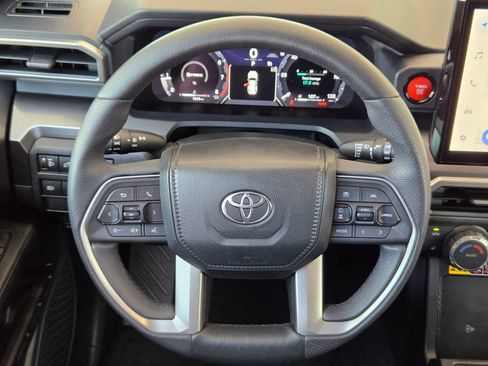 Used 2026 Toyota 4Runner TRD Off-Road Premium AWD/4WD image 21