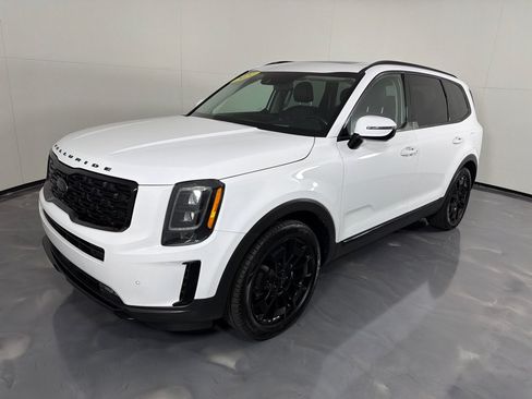 Used 2021 Kia Telluride SX w/ SX Prestige Package AWD/4WD image 9