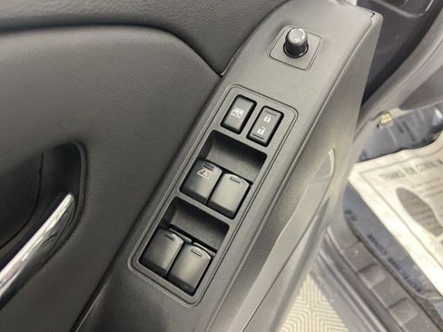 Used 2024 Nissan Frontier SV image 26