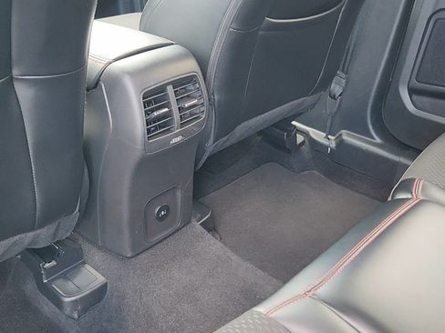 Certified 2025 Ford Escape ST-Line Select AWD/4WD image 17