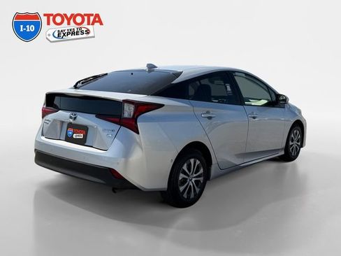 Certified 2021 Toyota Prius XLE w/ Carpet Mat Package (TMS) AWD/4WD image 5