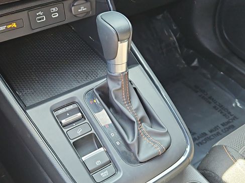 Used 2025 Honda CR-V Sport image 17