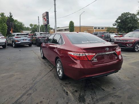 Used 2017 Toyota Camry LE FWD image 8