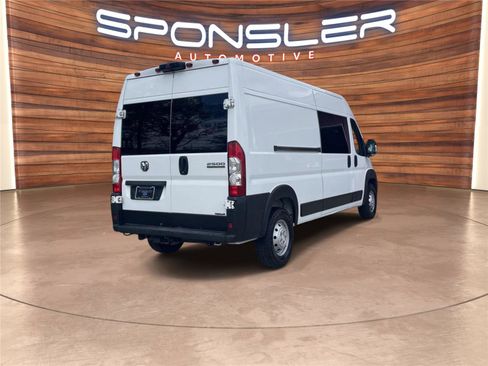 Used 2023 RAM ProMaster 2500 w/ Premium Appearance Group FWD image 7