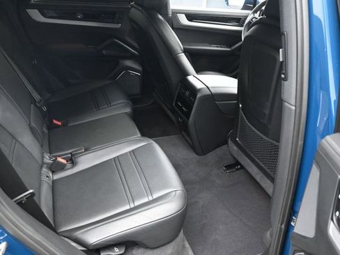 New 2025 Porsche Cayenne S image 11