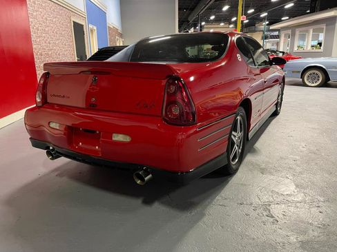 Used 2004 Chevrolet Monte Carlo SS w/ Dale Earnhardt Jr. Package image 10